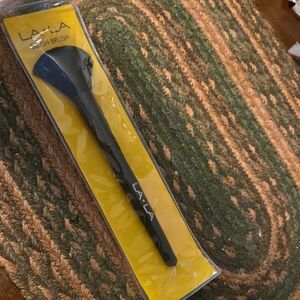 Black Blush Or Powder Makeup Brush NIP